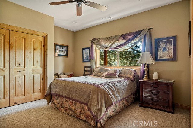 Detail Gallery Image 20 of 38 For 30910 Old City Creek Dr, Running Springs,  CA 92382 - 3 Beds | 2/1 Baths