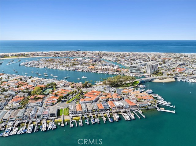 Detail Gallery Image 32 of 34 For 118 via Lido Nord, Newport Beach,  CA 92663 - 4 Beds | 3/1 Baths