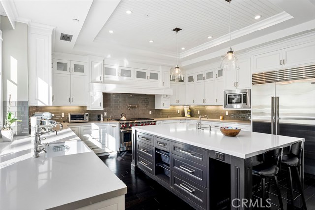 Detail Gallery Image 19 of 45 For 4151 Greenbush Ave, Sherman Oaks,  CA 91423 - 5 Beds | 6 Baths