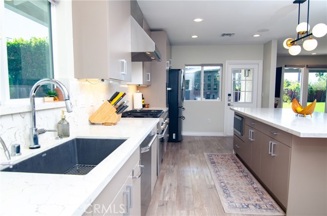 18408 Tribune Street photo 14