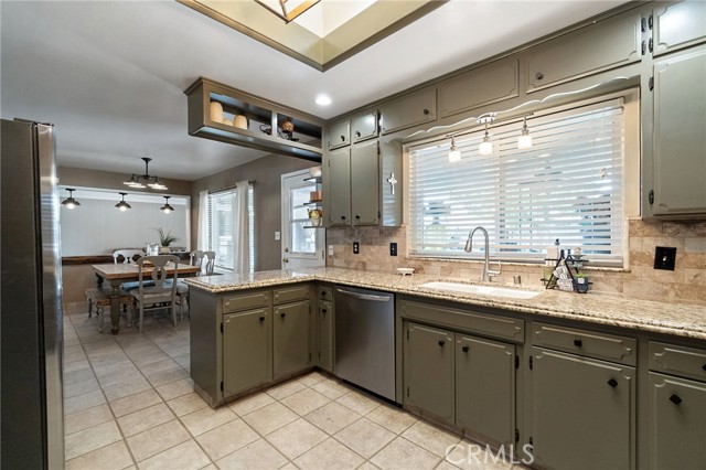 Detail Gallery Image 16 of 52 For 9331 E Mesa Ave, Clovis,  CA 93619 - 3 Beds | 2/1 Baths