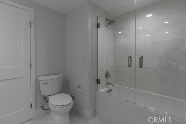 Detail Gallery Image 34 of 40 For 633 Vista Bonita, Newport Beach,  CA 92660 - 3 Beds | 2/1 Baths