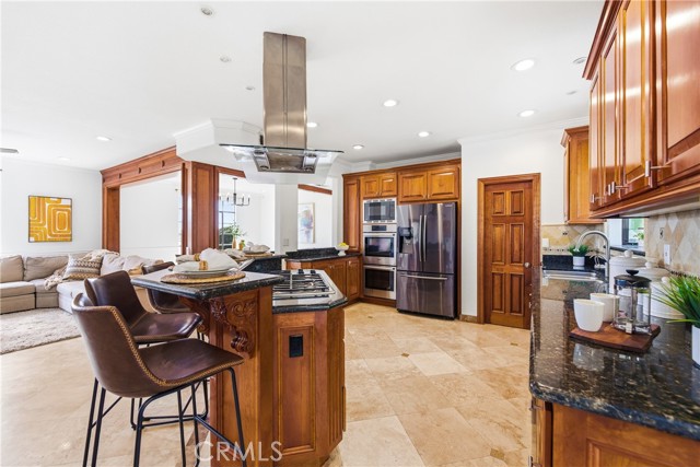 Detail Gallery Image 12 of 50 For 2044 Calle Yucca, Thousand Oaks,  CA 91360 - 4 Beds | 4 Baths