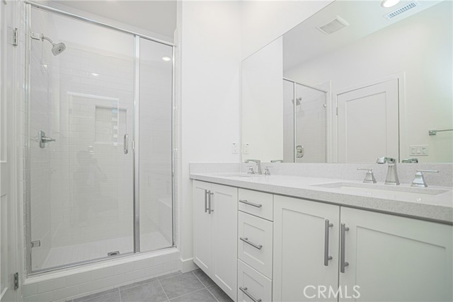 Detail Gallery Image 26 of 33 For 2317 W Broadway #44,  Anaheim,  CA 92804 - 3 Beds | 3/1 Baths