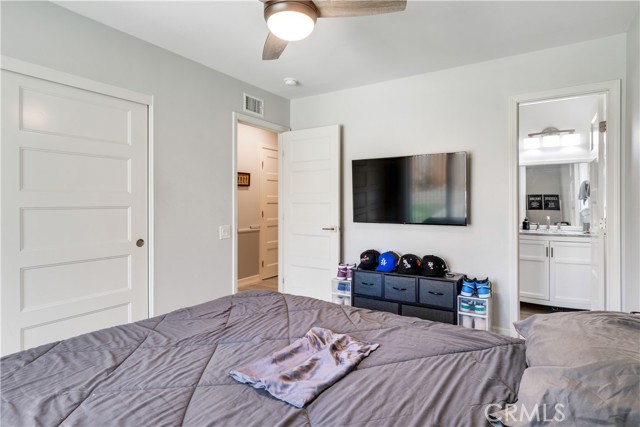 Detail Gallery Image 12 of 18 For 5950 Bond St, Riverside,  CA 92506 - 4 Beds | 2 Baths