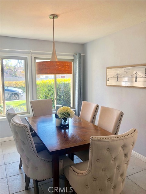 461 E Yale Loop, Irvine CA: https://media.crmls.org/medias/f72841cd-9f32-42f2-b269-bbeaf7022257.jpg