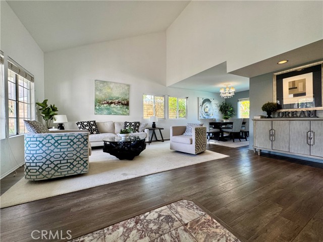 Detail Gallery Image 4 of 48 For 21 N Slope Ln, Pomona,  CA 91766 - 4 Beds | 2/1 Baths
