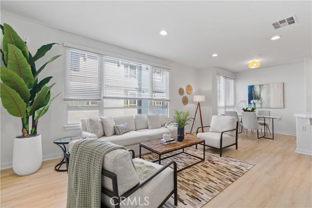 5401 West 149th Place, 2