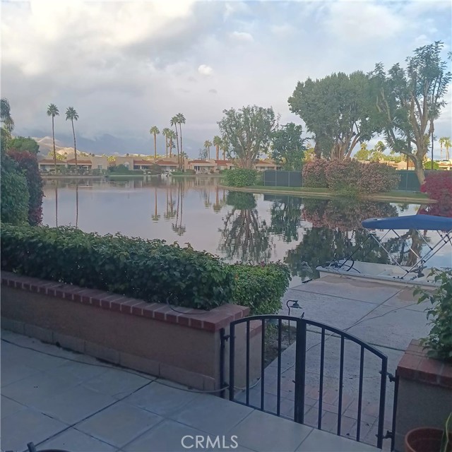 Detail Gallery Image 19 of 25 For 127 Lake Shore Dr, Rancho Mirage,  CA 92270 - 2 Beds | 2/1 Baths