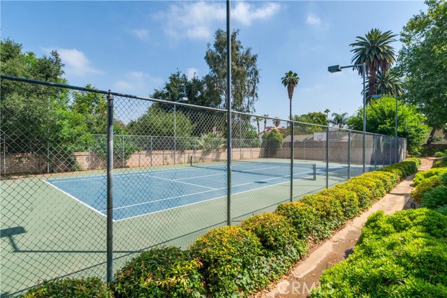 242 E Fern Avenue, Redlands CA: https://media.crmls.org/medias/f7298ad8-d862-46da-981f-6e603c9a3e9d.jpg