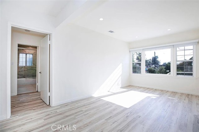 Detail Gallery Image 35 of 56 For 1606 Bel Aire Dr, Glendale,  CA 91201 - 2 Beds | 1 Baths