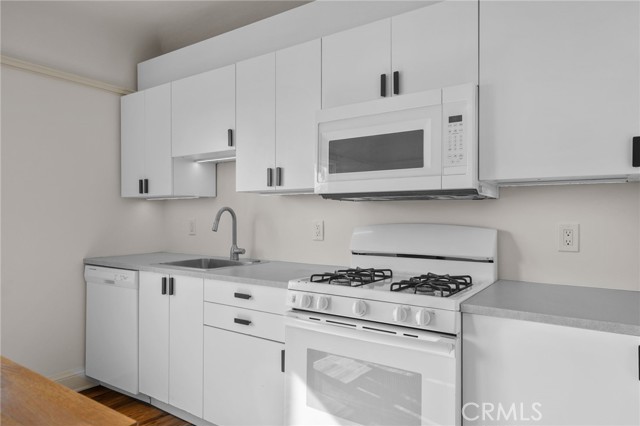 Detail Gallery Image 10 of 40 For 508 N Belmont Ave, Echo Park,  CA 90026 - 2 Beds | 2 Baths