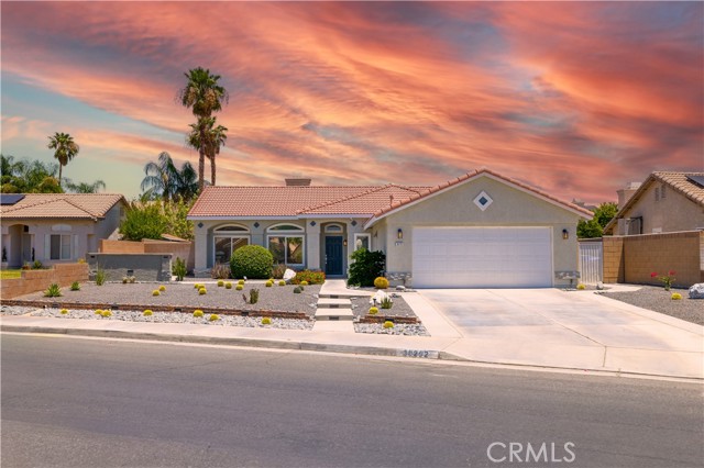 Front Image Thumbnail for CRDW26118651