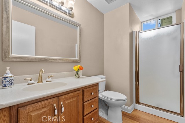 Detail Gallery Image 20 of 41 For 23439 via Elisandra, Valencia,  CA 91355 - 5 Beds | 3 Baths