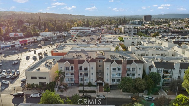 Detail Gallery Image 42 of 45 For 5135 Zelzah Ave #201,  Encino,  CA 91316 - 2 Beds | 2 Baths