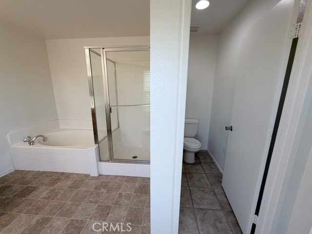 https://media.crmls.org/medias/f72c00f0-8264-4b50-afb2-4675858bac52.jpg?preset=X-Large