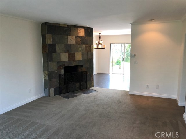 Detail Gallery Image 10 of 23 For 13902 Yorba St 2b,  Tustin,  CA 92780 - 2 Beds | 2 Baths