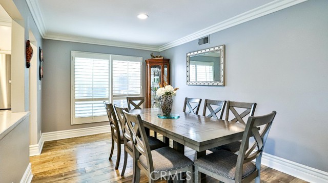 22941 Belquest Drive, Lake Forest CA: https://media.crmls.org/medias/f72d1de7-1fbd-4f35-8c53-0e0fbe3a4c2f.jpg