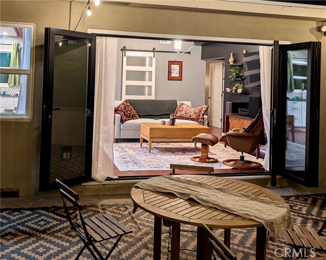 Detail Gallery Image 6 of 20 For 6533 Crawford St, San Diego,  CA 92120 - 3 Beds | 2/1 Baths