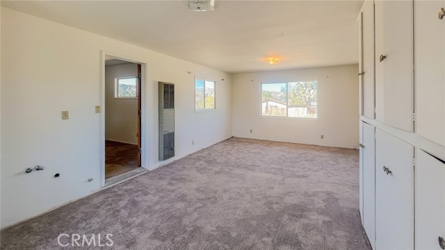 Detail Gallery Image 17 of 29 For 7411 Joshua Ln, Yucca Valley,  CA 92284 - 6 Beds | 2 Baths