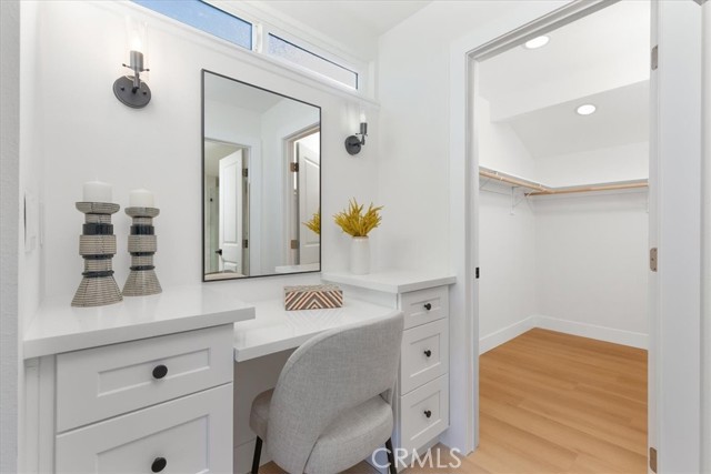 Detail Gallery Image 32 of 49 For 10900 Remmet Ave, Chatsworth,  CA 91311 - 5 Beds | 3 Baths