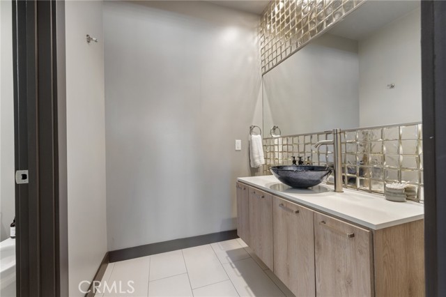 Detail Gallery Image 28 of 75 For 10372 Crawford Canyon Rd, North Tustin,  CA 92705 - 5 Beds | 6/1 Baths