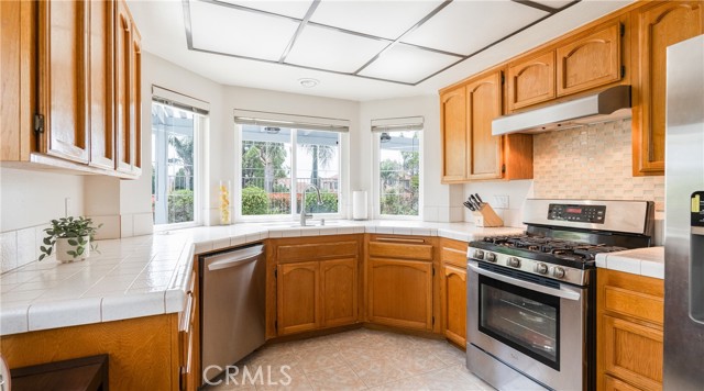 19448 Crystal Ridge Lane, Porter Ranch CA: https://media.crmls.org/medias/f72e723e-e099-4897-a180-b81ceff10708.jpg