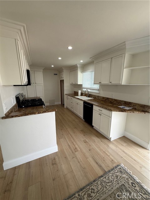 Detail Gallery Image 5 of 21 For 11851 Robert, Garden Grove,  CA 92840 - 4 Beds | 2 Baths