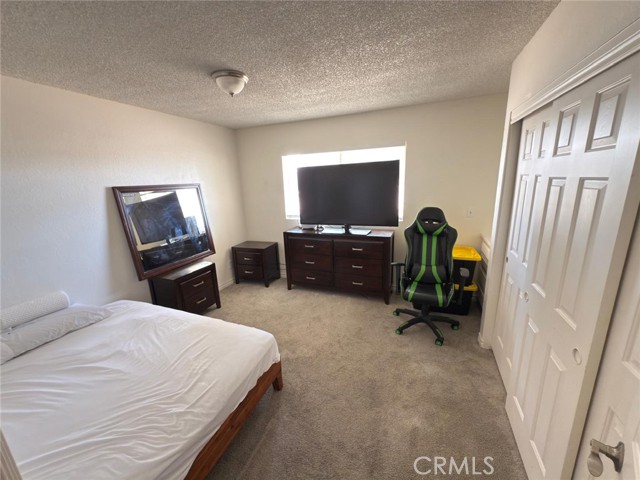 Detail Gallery Image 8 of 19 For 12960 El Rio Road, Victorville,  CA 92392 - 3 Beds | 2 Baths