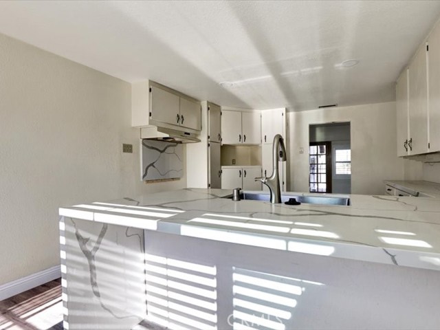 Detail Gallery Image 13 of 56 For 9607 Cypress, Fontana,  CA 92335 - 5 Beds | 5 Baths