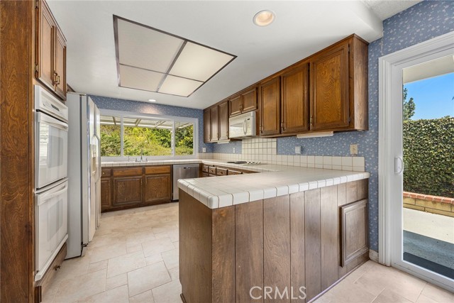 5409 Willowick Circle, Anaheim Hills CA: https://media.crmls.org/medias/f72f71ba-a83d-45c8-af45-de50f0715fcc.jpg