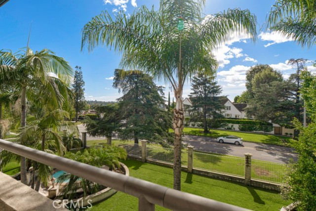 Image 41 of 58 For 2205 Catalina Street