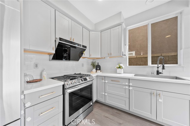 Detail Gallery Image 14 of 41 For 311 Nimbus, Tustin,  CA 92782 - 3 Beds | 2/1 Baths