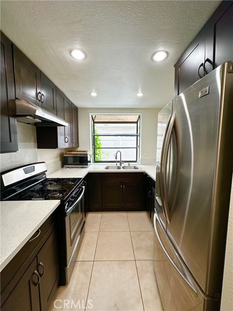 Detail Gallery Image 7 of 27 For 13532 Francisquito, Baldwin Park,  CA 91706 - 2 Beds | 2/1 Baths