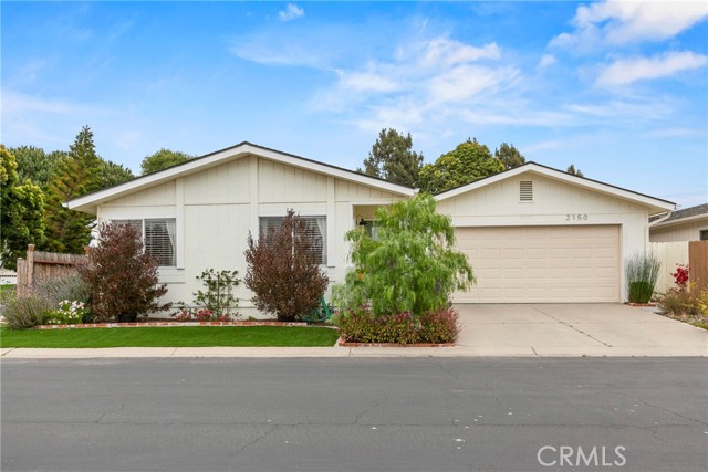 2150 Via Visalia, Santa Maria CA: https://media.crmls.org/medias/f7320f95-6d49-49b9-8096-6cbca3ca8ada.jpg