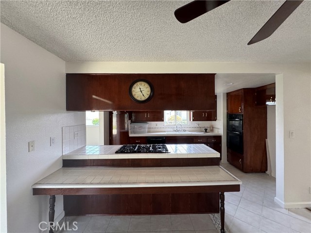 Detail Gallery Image 14 of 39 For 965 Somerset Ave, Pomona,  CA 91767 - 4 Beds | 2 Baths