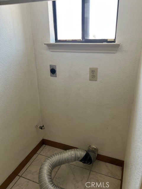 Image 18 of 25 For 360 Dover Court