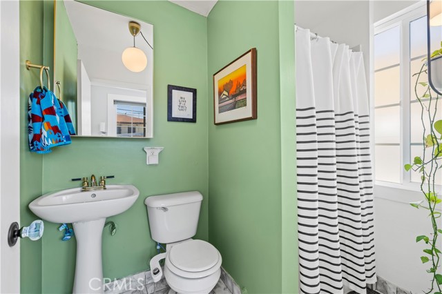 3511 E 2nd Street, Los Angeles CA: https://media.crmls.org/medias/f732da4b-dab9-4dd1-b051-5646b31d05c6.jpg