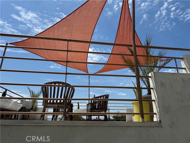 Detail Gallery Image 7 of 46 For 1994 Stanley Ave, Signal Hill,  CA 90755 - 3 Beds | 3 Baths