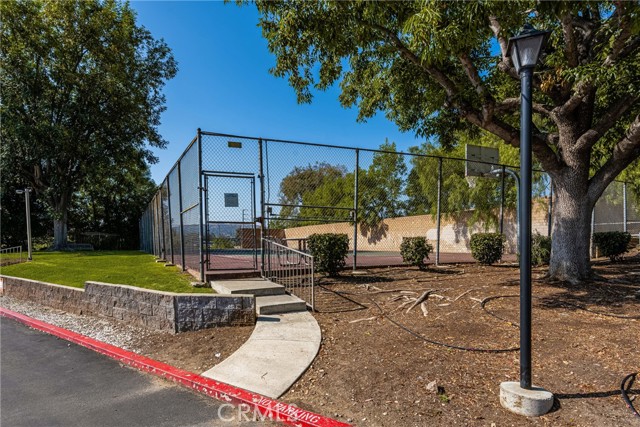 Detail Gallery Image 14 of 17 For 3010 Associated Rd #122,  Fullerton,  CA 92835 - 1 Beds | 1 Baths