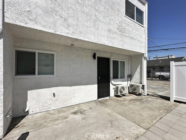 Detail Gallery Image 15 of 16 For 1144 Stanley Ave #D,  Long Beach,  CA 90804 - 3 Beds | 2 Baths