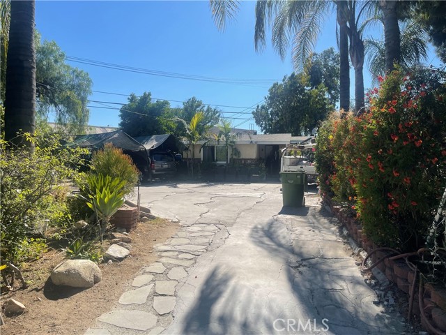 7751 Arvilla Avenue, Sun Valley CA: https://media.crmls.org/medias/f7343d4d-7a7e-463d-8934-980985bb24aa.jpg