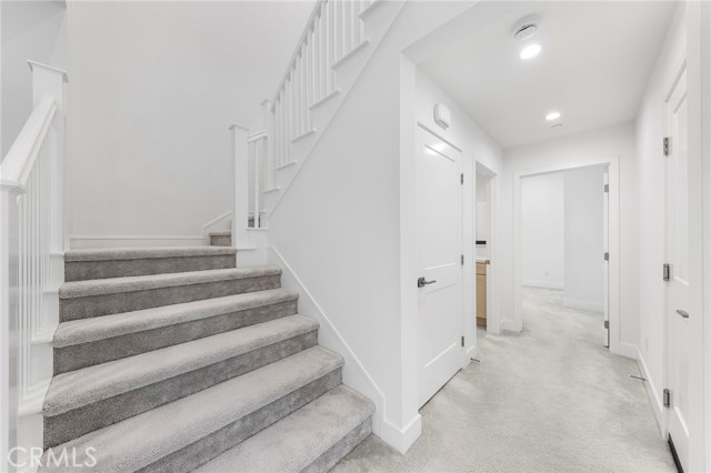145 Fairgreen, Irvine CA: https://media.crmls.org/medias/f7349eb1-2d62-4803-9a88-6e04c7455679.jpg