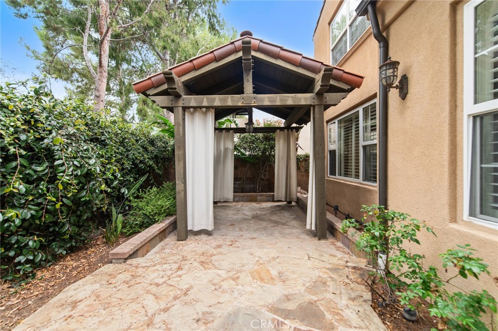 MLS #OC25261172 image #35