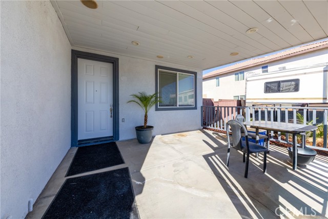 Detail Gallery Image 4 of 48 For 9868 Maple Ct, Adelanto,  CA 92301 - 4 Beds | 3 Baths