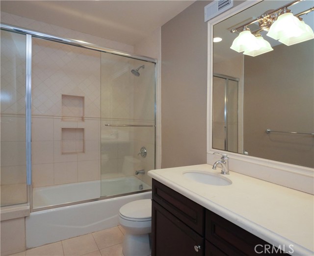 Detail Gallery Image 18 of 36 For 105 Paseo De La Playa #F,  Redondo Beach,  CA 90277 - 3 Beds | 3/1 Baths