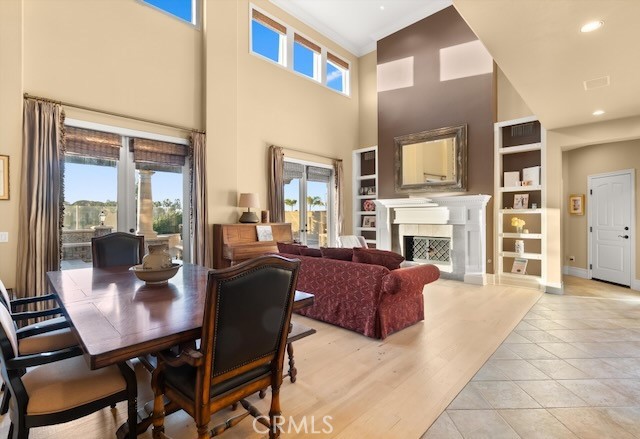 Detail Gallery Image 9 of 26 For 72 Victoria, Newport Beach,  CA 92660 - 4 Beds | 3 Baths