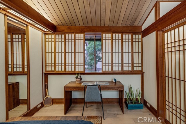 Image 20 of 32 For 15 Margate Square