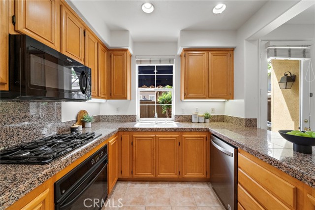 Image 11 of 40 For 25 Harwick Court