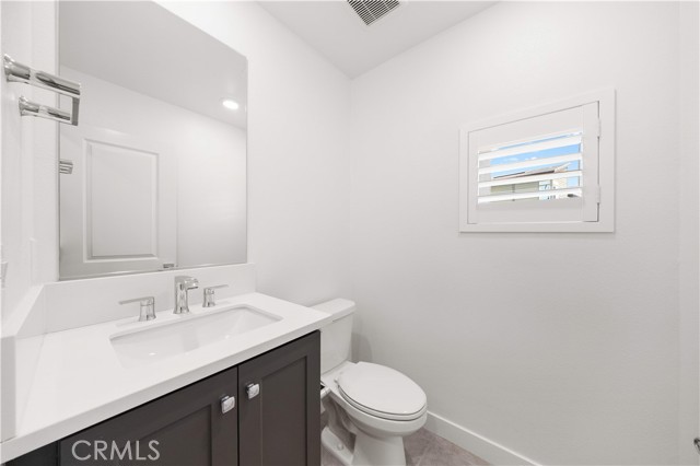 Detail Gallery Image 30 of 74 For 312 Tank, Irvine,  CA 92618 - 3 Beds | 3/1 Baths